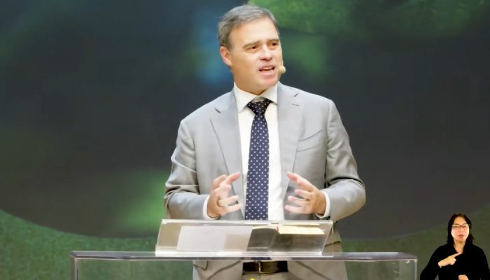 O ministro André Mendonça. (Foto: Reprodução/YouTube/Igreja Presbiteriana de Pinheiros).