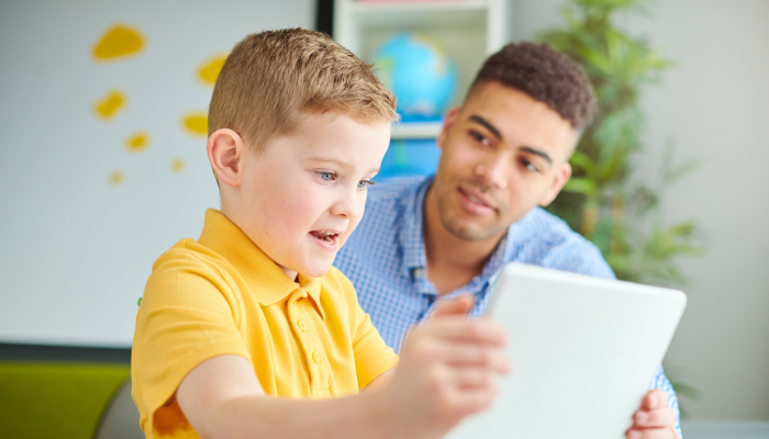 CC3B3pia20de20Travel20Photo20General20Linkedin20Banner2053-1