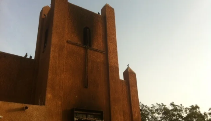 Igreja incendiada na NigÃ©ria (Foto: ReproduÃ§Ã£o)
